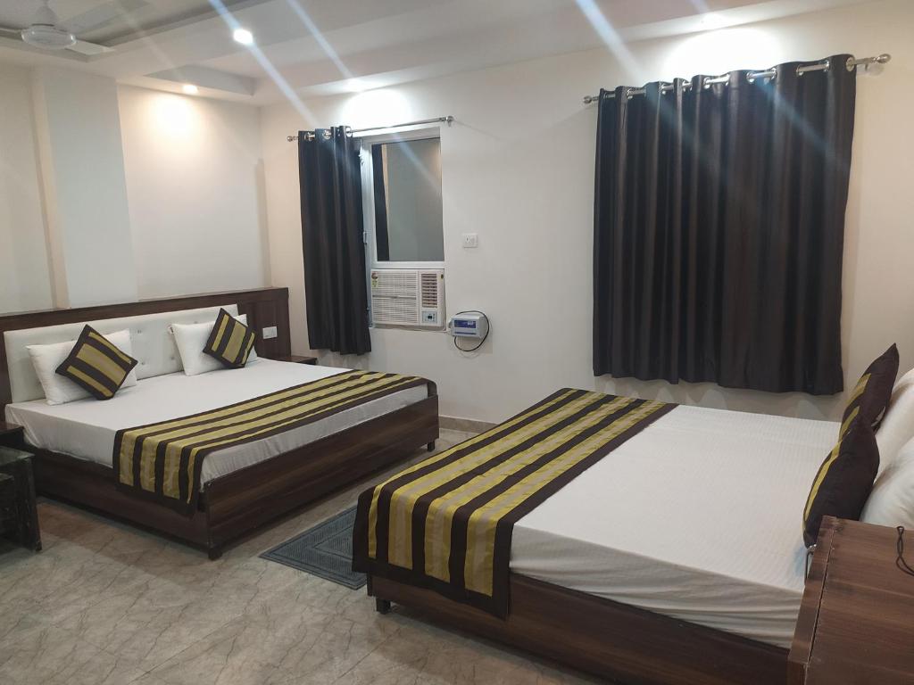 Hotel Royal Central photo