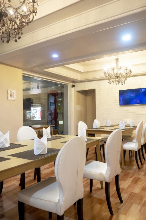 彩虹精品酒店 (Baiyoke Boutique Hotel)