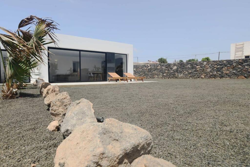 Duna Colorada 4, Lajares