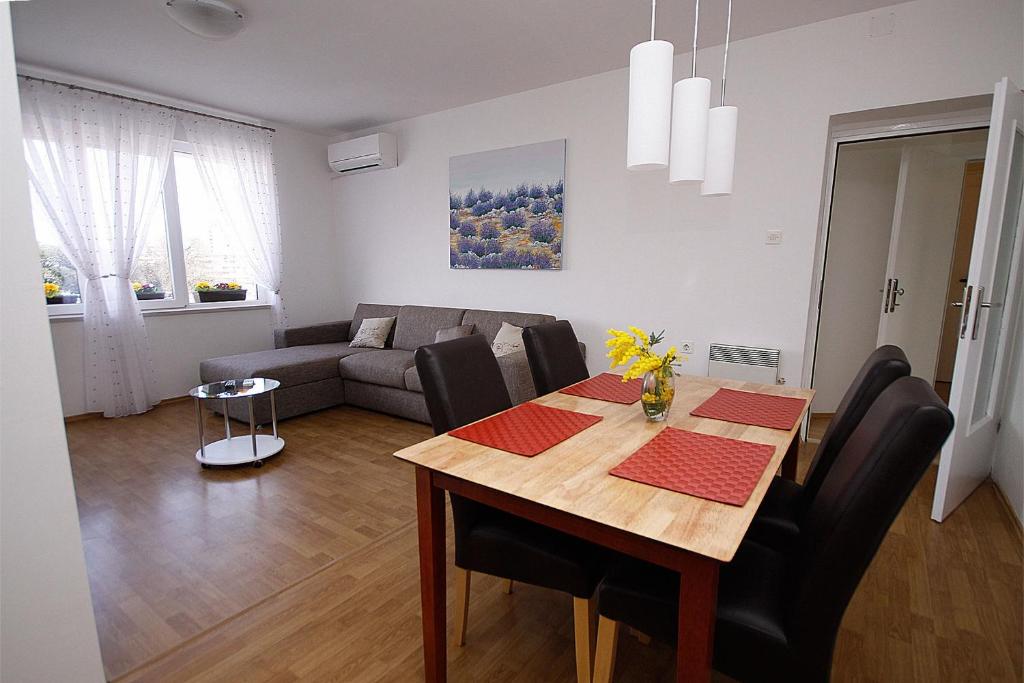 City Center Accommodation — Hotel in Zadar