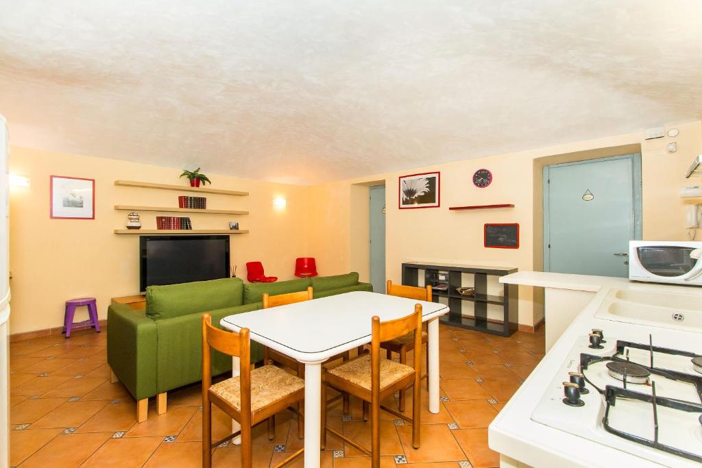 Porta Nuova Central Flat with Balcony 전경
