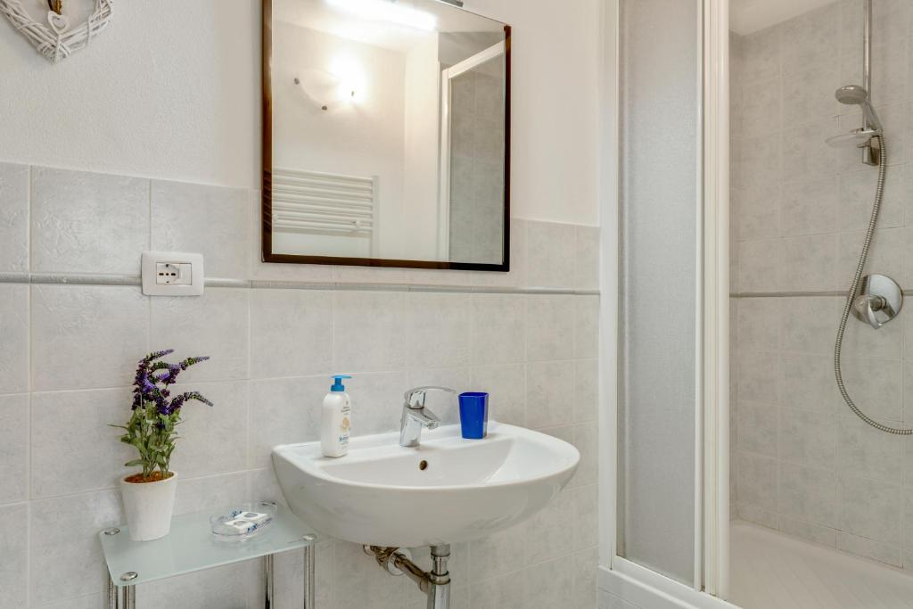 GuestHost - La Spezia Migliarina Bedrooms - 3