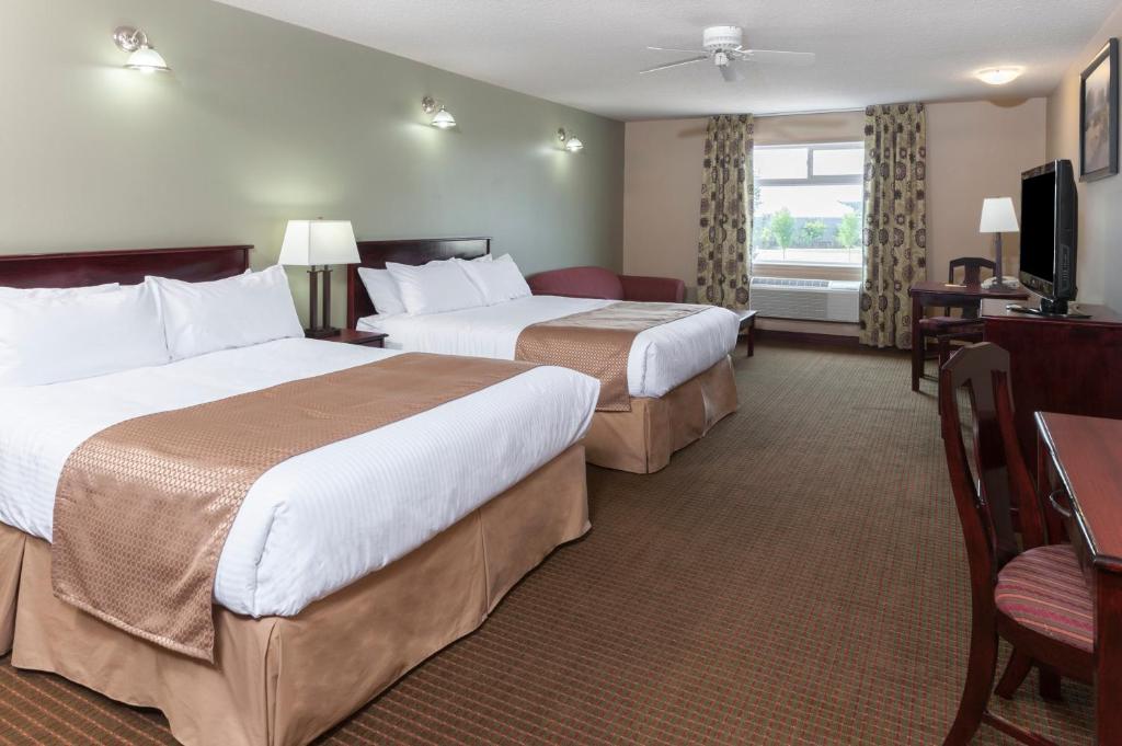 Super 8 By Wyndham Fort Saskatchewan photo