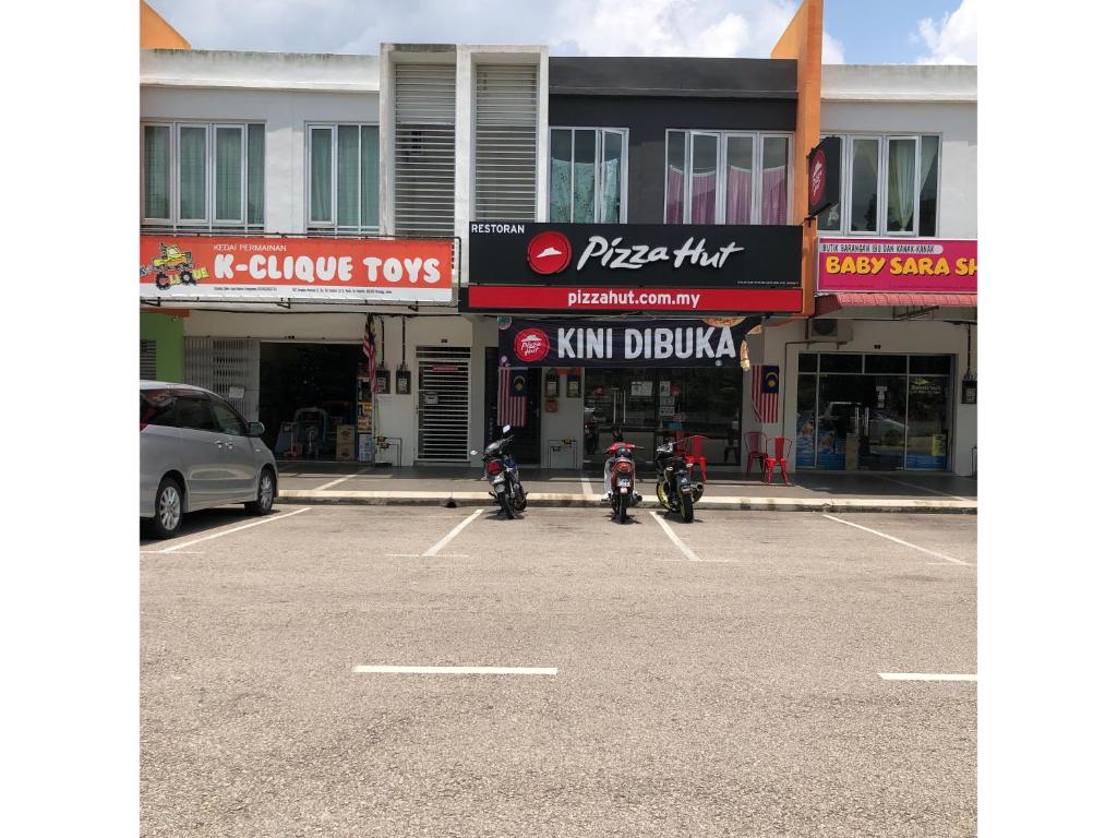 CasaStayz Kluang photo