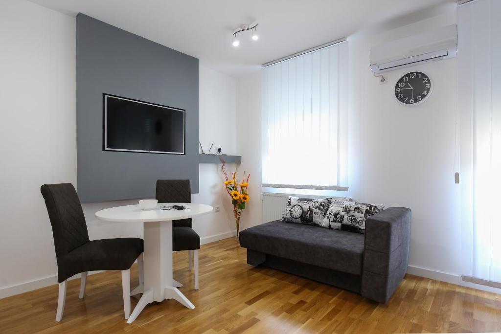 MANIROSI 3 apartman - 2