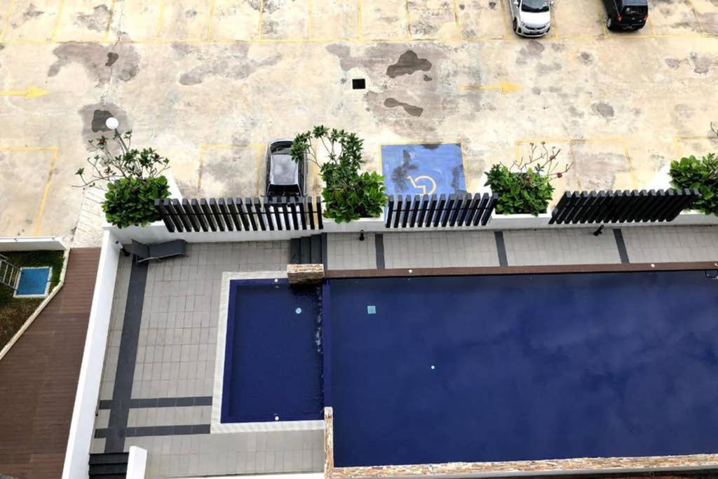 Zaara Apartment near UiTM Puncak Alam - ViaMichelin HOTEL ...