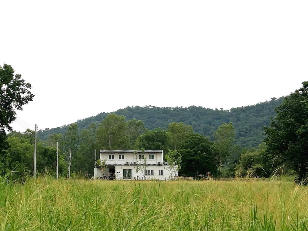 บ้าน guh (กูว์) — Hotel in Uthai Thani