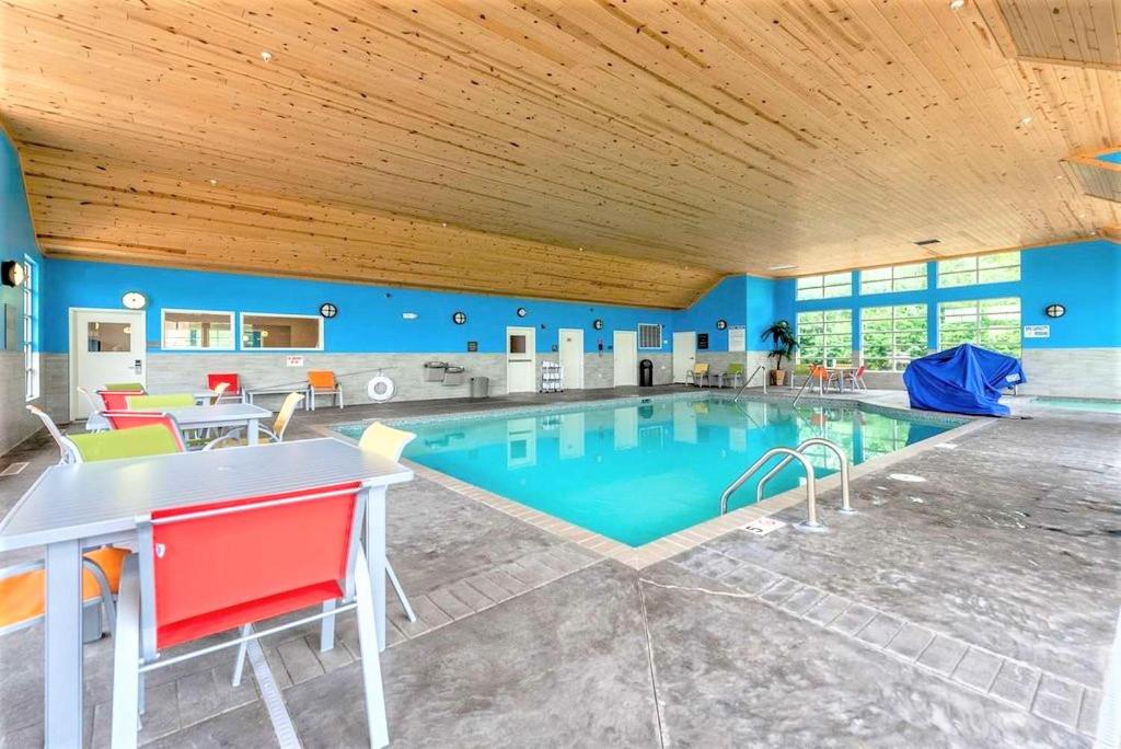 AmeriVu Inn and Suites - Chisago City photo