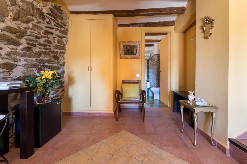 Hotel Cal Llop photo
