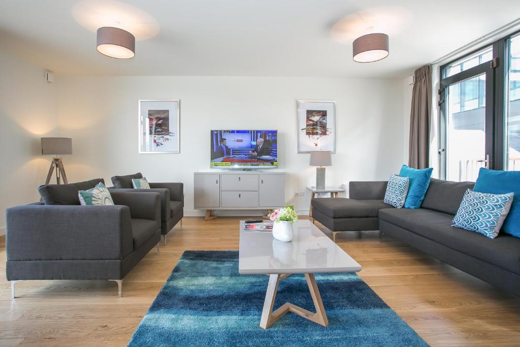 Grand Canal Square Apartments