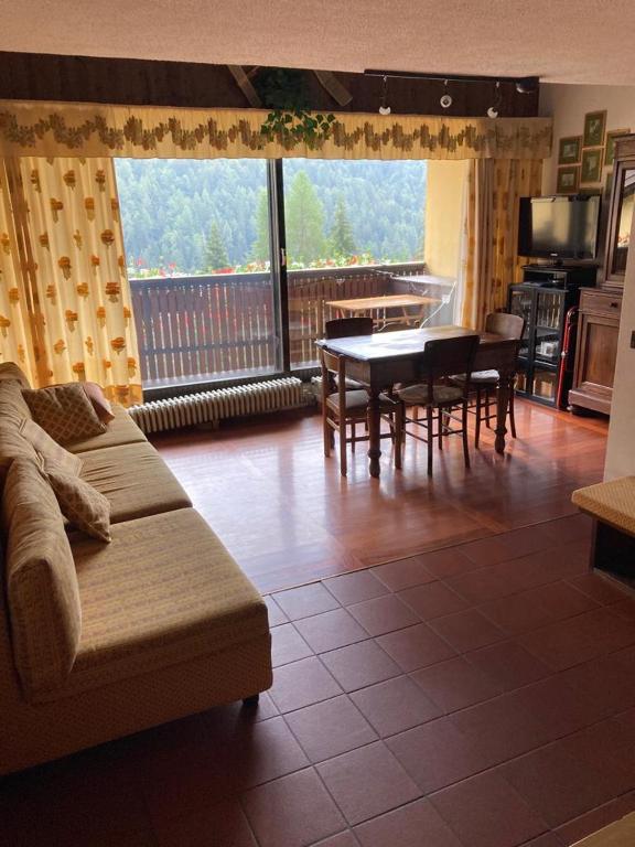 CONDOMINIO RESIDENZA 2 - 1