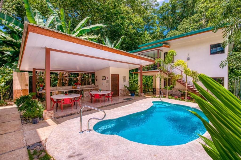 AroCocles (Lucía), Cocles