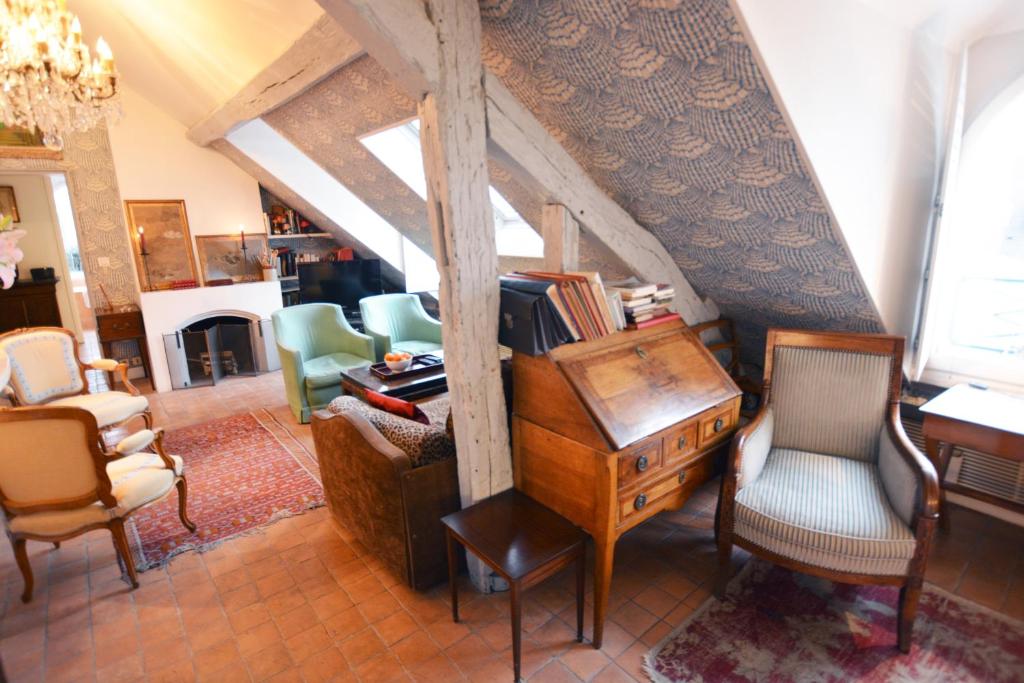 Charming Studio Near Louvre - 4