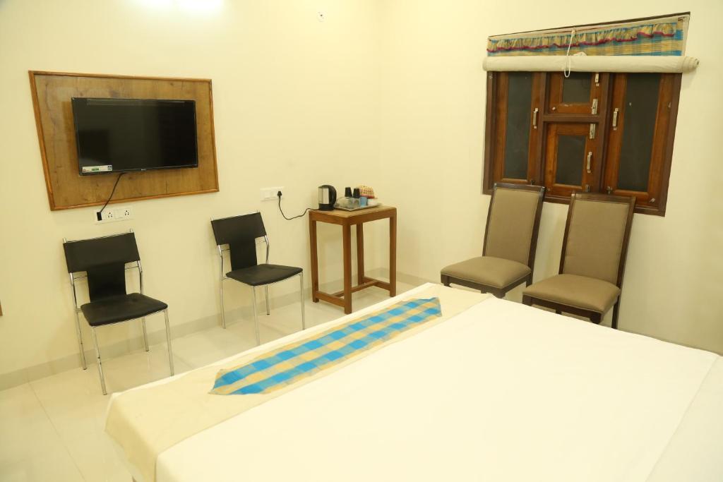 Aamantran At Fort Maheshwar, Maheshwar