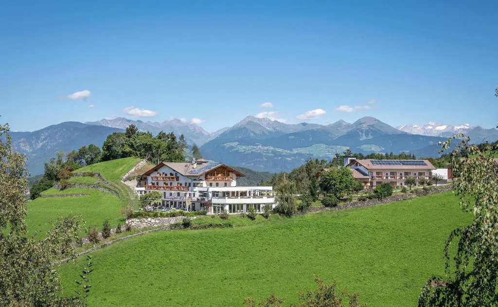 Hotel Torgglerhof, hotel v destinaci Bressanone