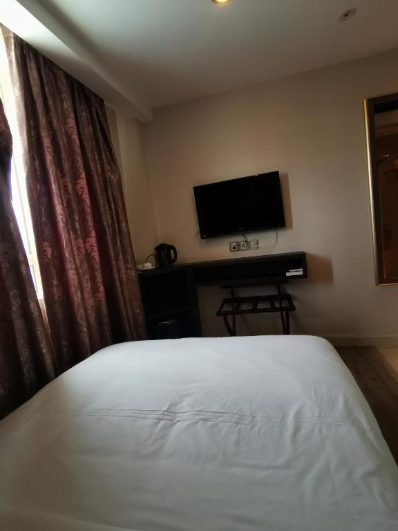 De Leon Hotel ll photo