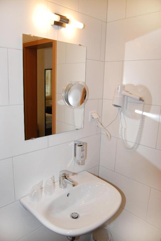 Hotel Rheinischer Hof