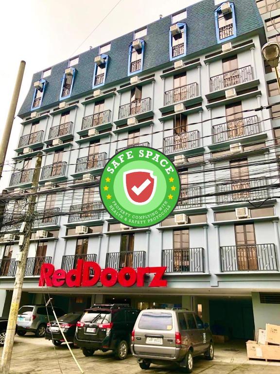 RedDoorz near Zobel Roxas St in San Pedro Makati, Philippines reviews