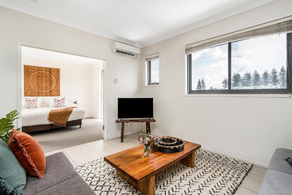 Byron Bay Byron Bay Hotel And Apartments Additional