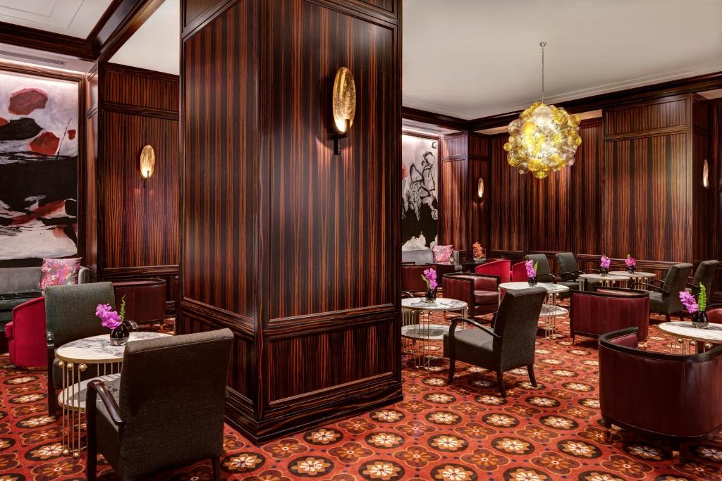 New York Lotte New York Palace dining