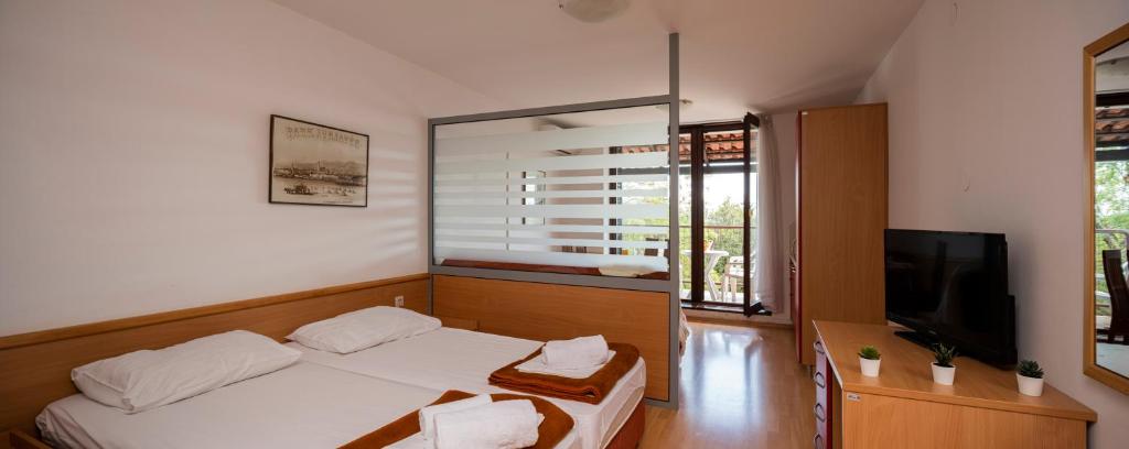Apartments Hostin Roza Duga Uvala photo