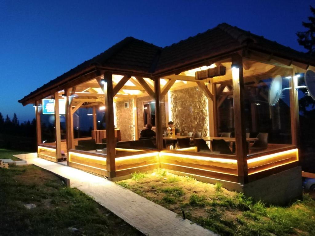 Lodge Nagramak — Hotel in Beserovina