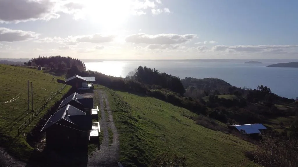 Cabañas Mirador Lago Ranco，位于拉戈朗科的酒店