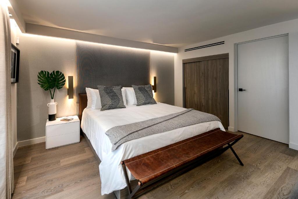 La Jolla Cove Suites Photo 28