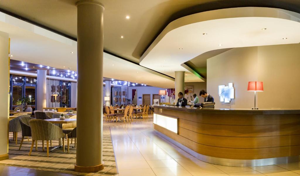 Holiday Inn Express Sandton-Woodmead Photo 42