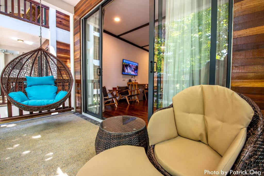 Balcony/terrace, Borneo Divers Mabul Resort. in Semporna