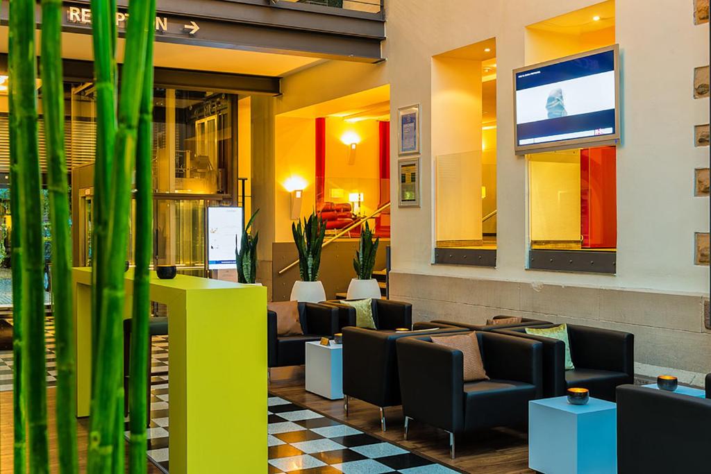 Pub/Lounge