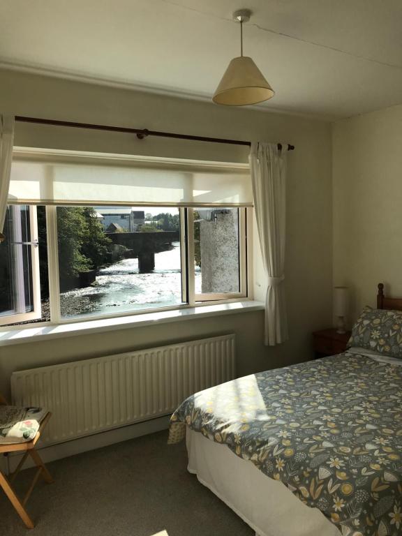 The Bridges Bed and Breakfast photo