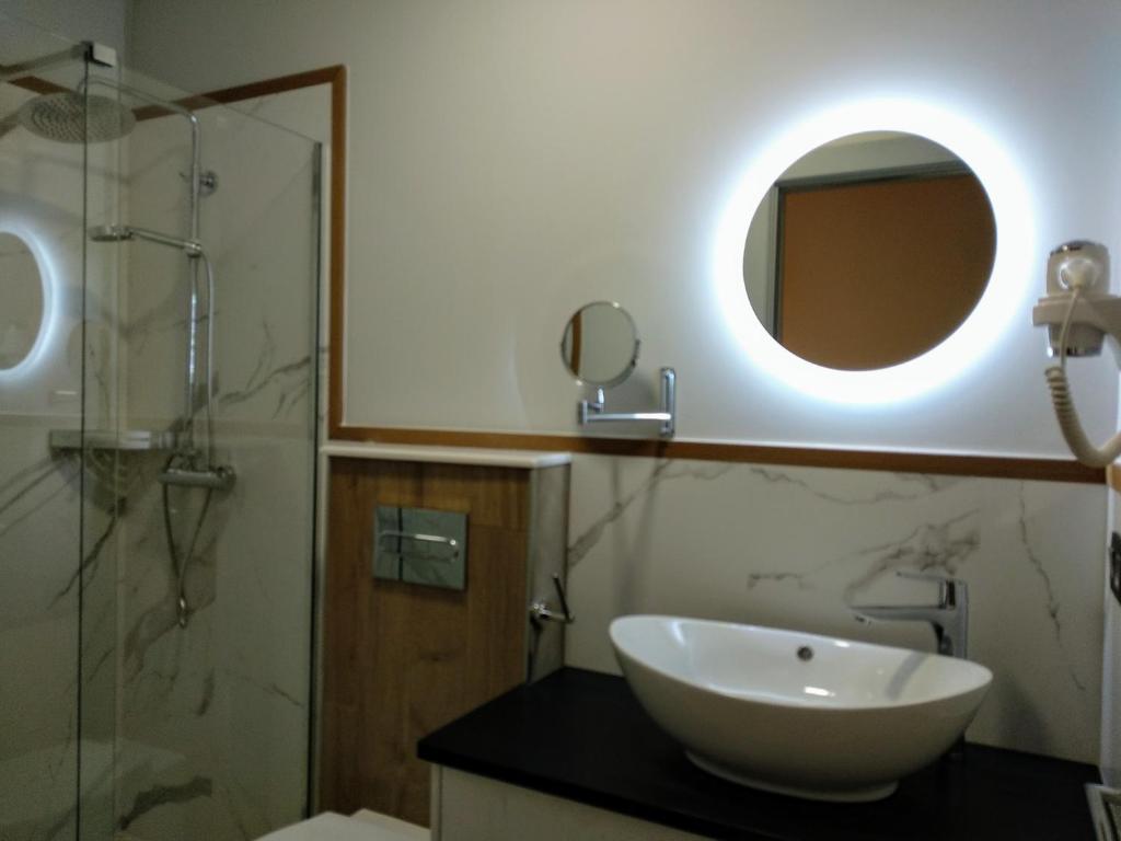 Hostal Canton Plaza photo
