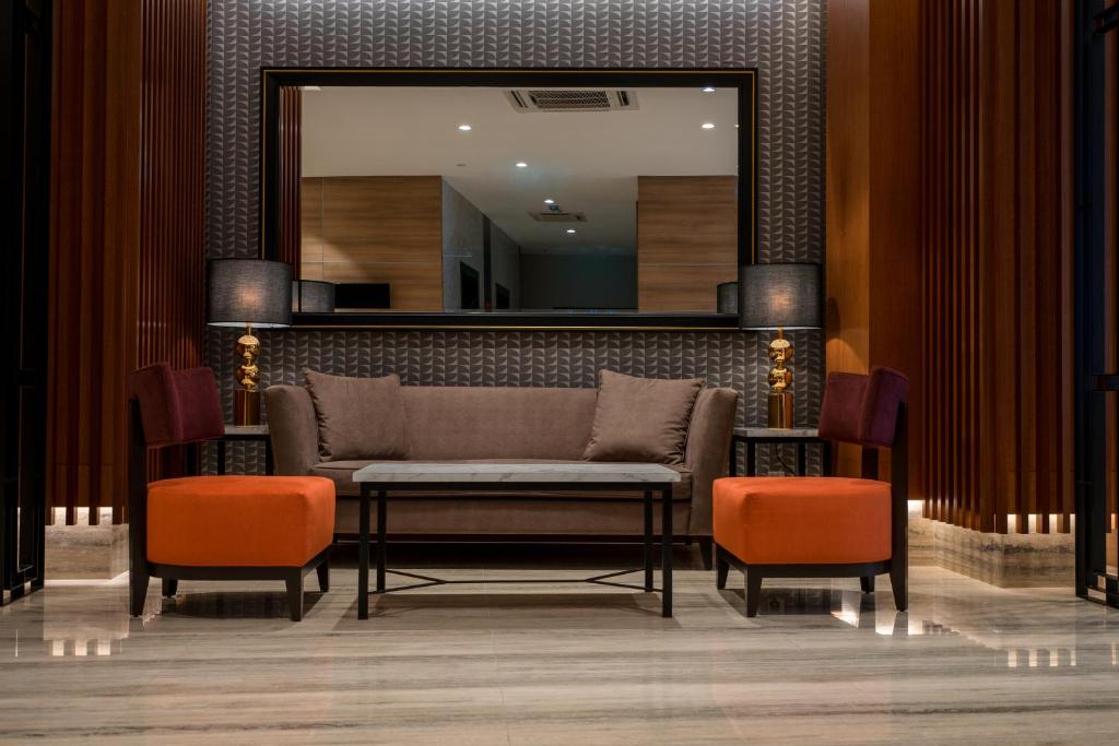 Mpalace Hotel photo