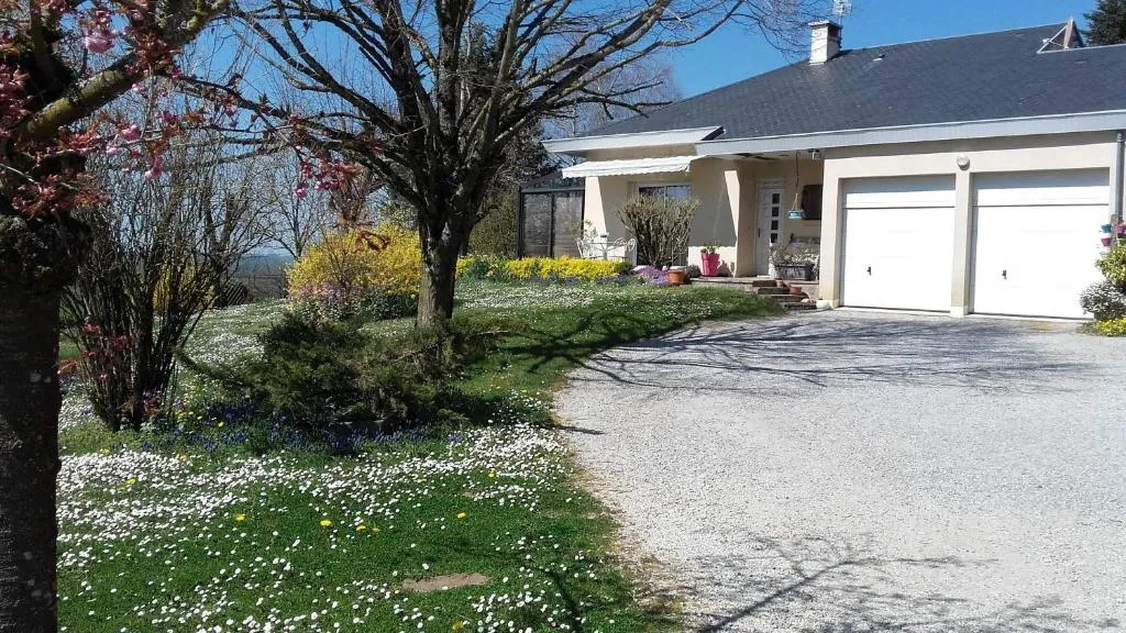 La Palatine chambre chez l habitant à 20 mn de Rodez，位于Calmont的酒店