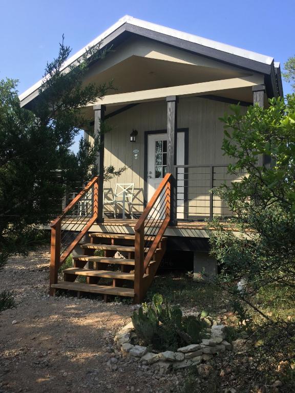 Holiday Apartments in Bandera, TX price from 8 of Hotels