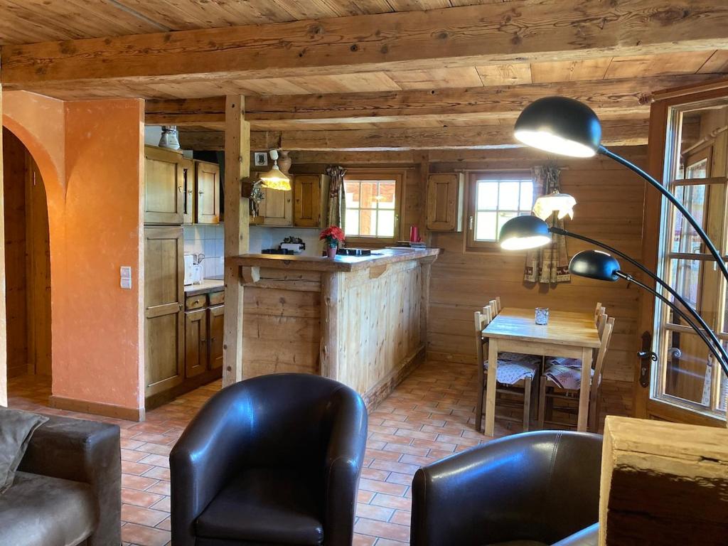 La Ferme Des Favrays - 3