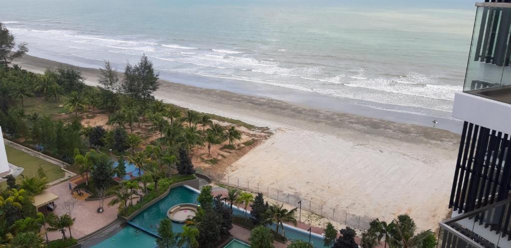 OmbakTimurbay Seafront Residence photo