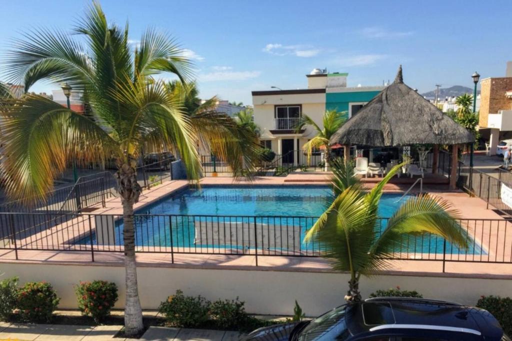 Casa vacacional a 5 min de la playa, 12 o más personas - 5