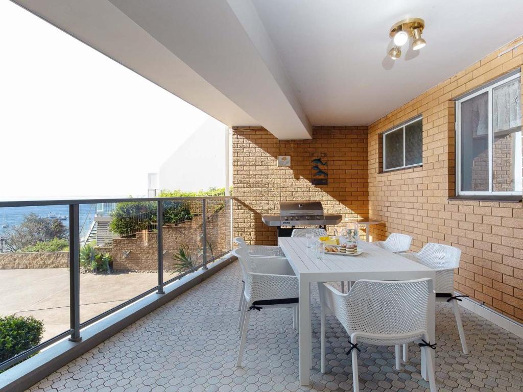 Kiah 8, 53 Victoria Parade - Stunning water views, Wifi & Air Con