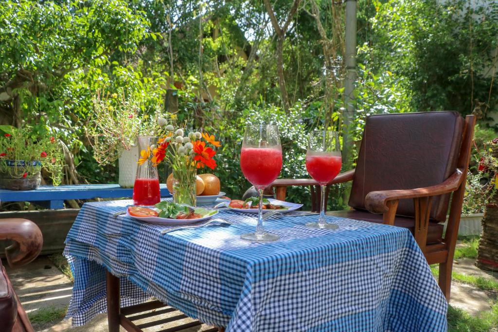 Food and beverages, Vila Basi in Nguyet Hang