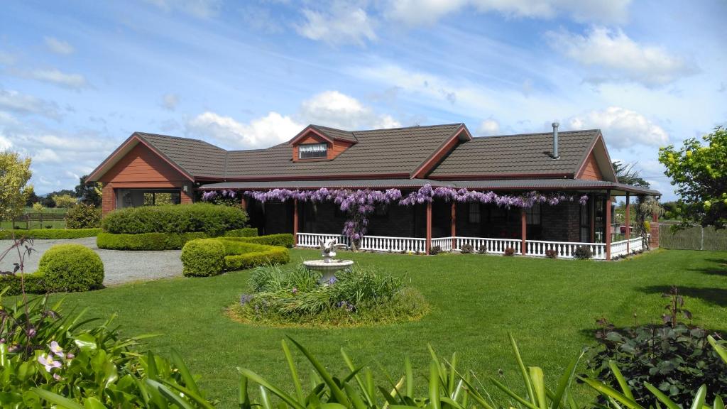 Ballymena, Carterton