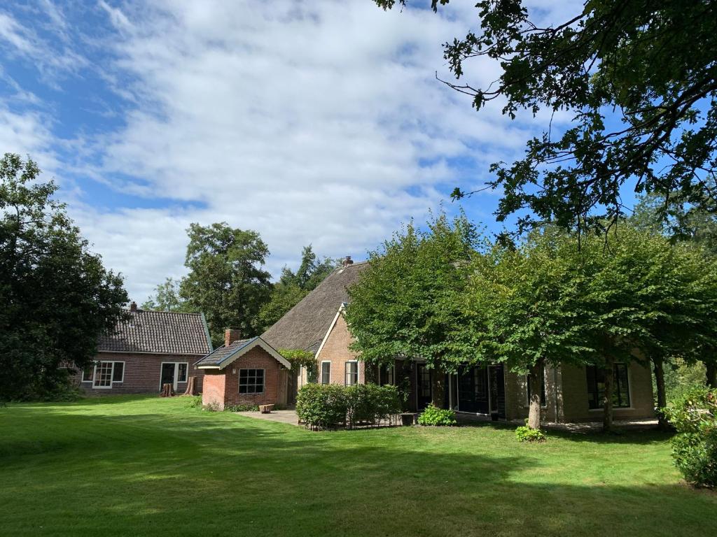 Landgoed Olterterp Lodges, kies een comfortabel huisje of appartement op de allermooiste locatie