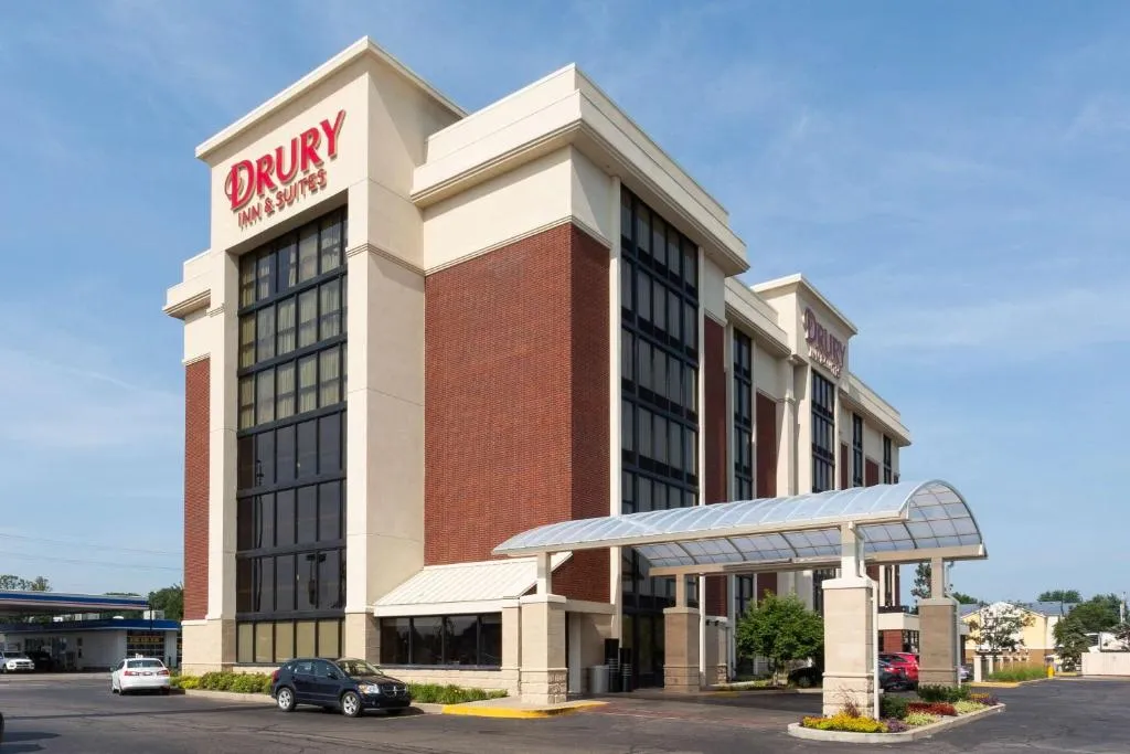 Drury Inn & Suites Terre Haute，位于特雷霍特的酒店