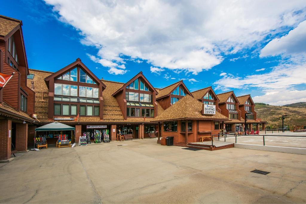 Lodge at Mountain Village by Park City Vacations, Park City
