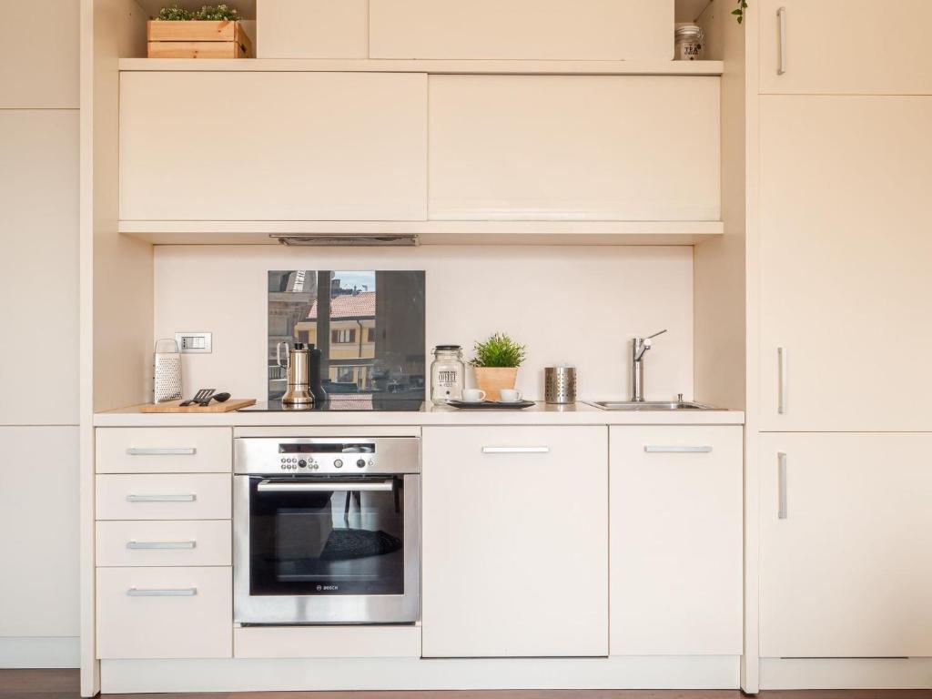 The Best Rent - Bright two-bedroom apartment in De Amicis - 2