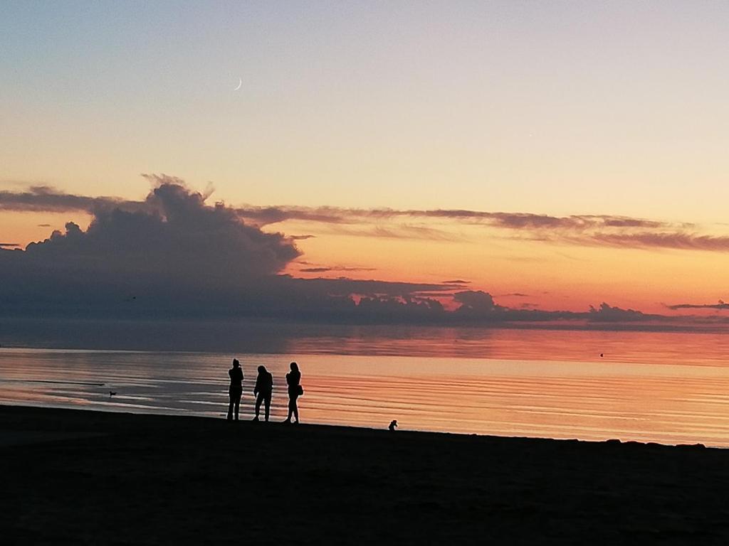 15 minutes from the Beach and city Center 7 minutes from the airport, Riga