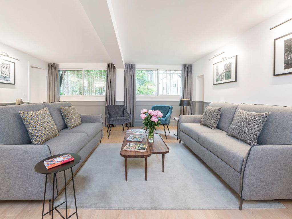LivinParis - Luxury 3 Bedrooms Arc de Triomphe I - 2