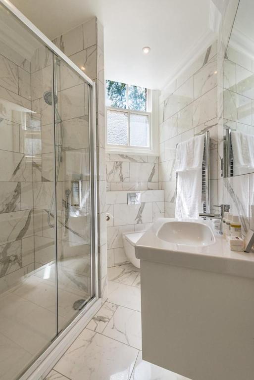 Chelsea - Sloane Avenue by Viridian Apartments photo