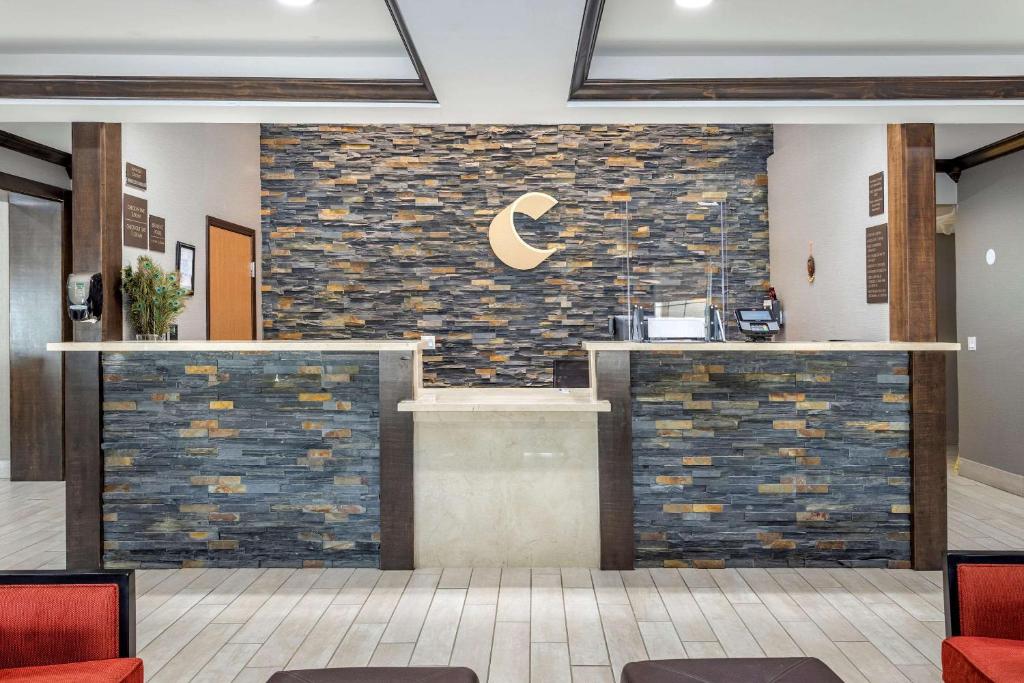Comfort Inn & Suites North Little Rock JFK Blvd photo